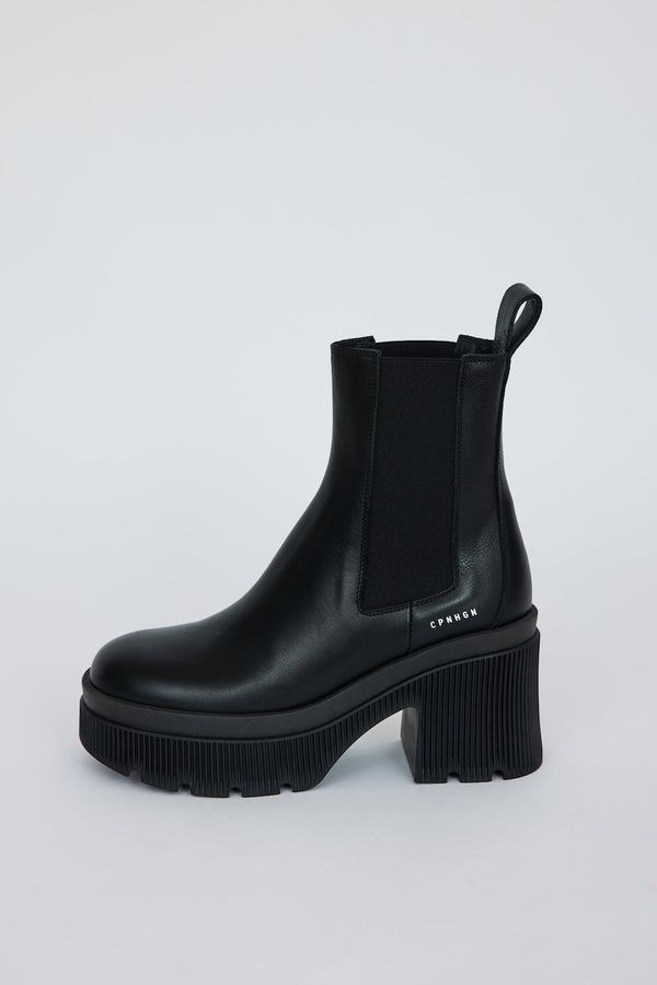 Copenhagen Studios Vitello Black Ankle Boots