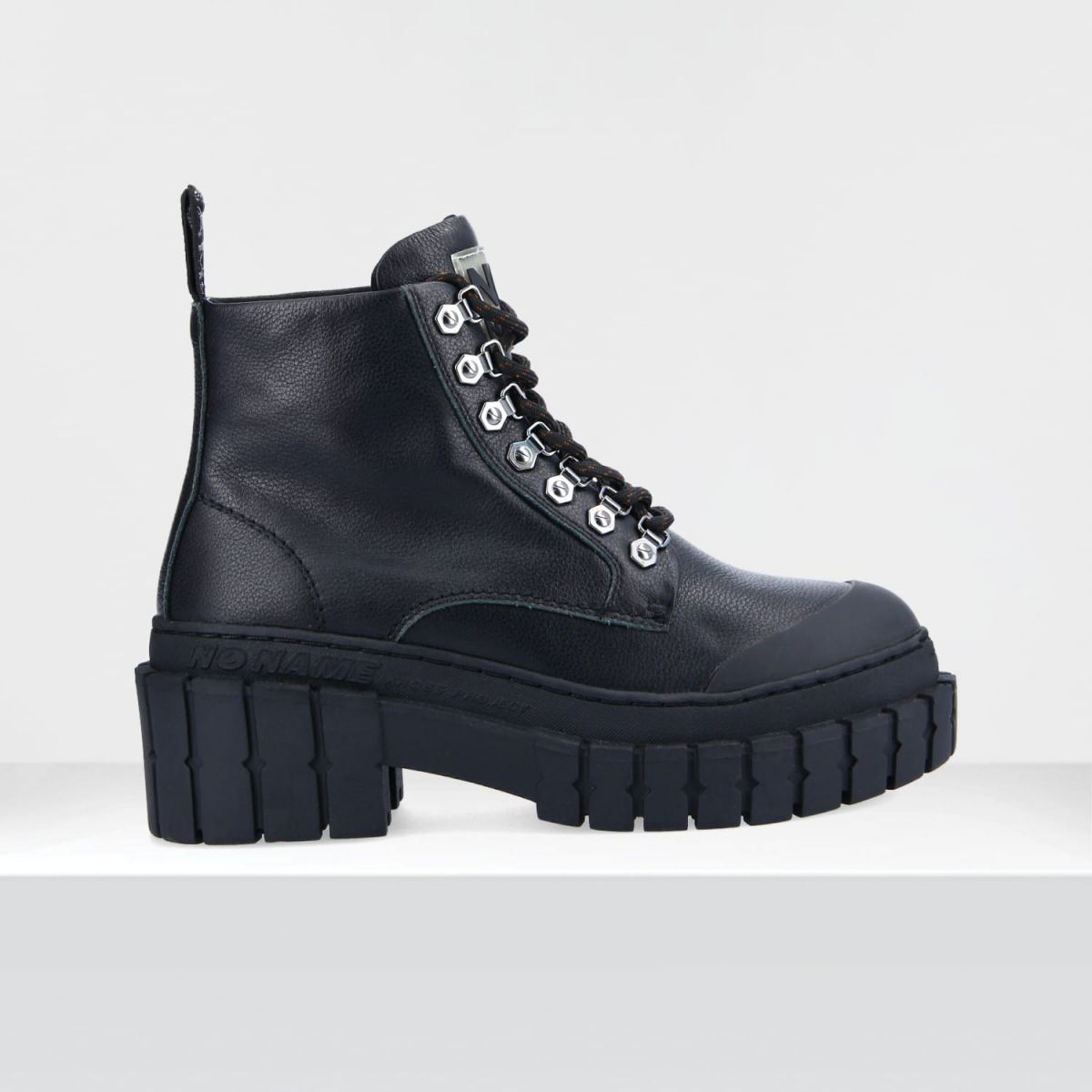 No Name Kross Low Nappa Grain Black Boots