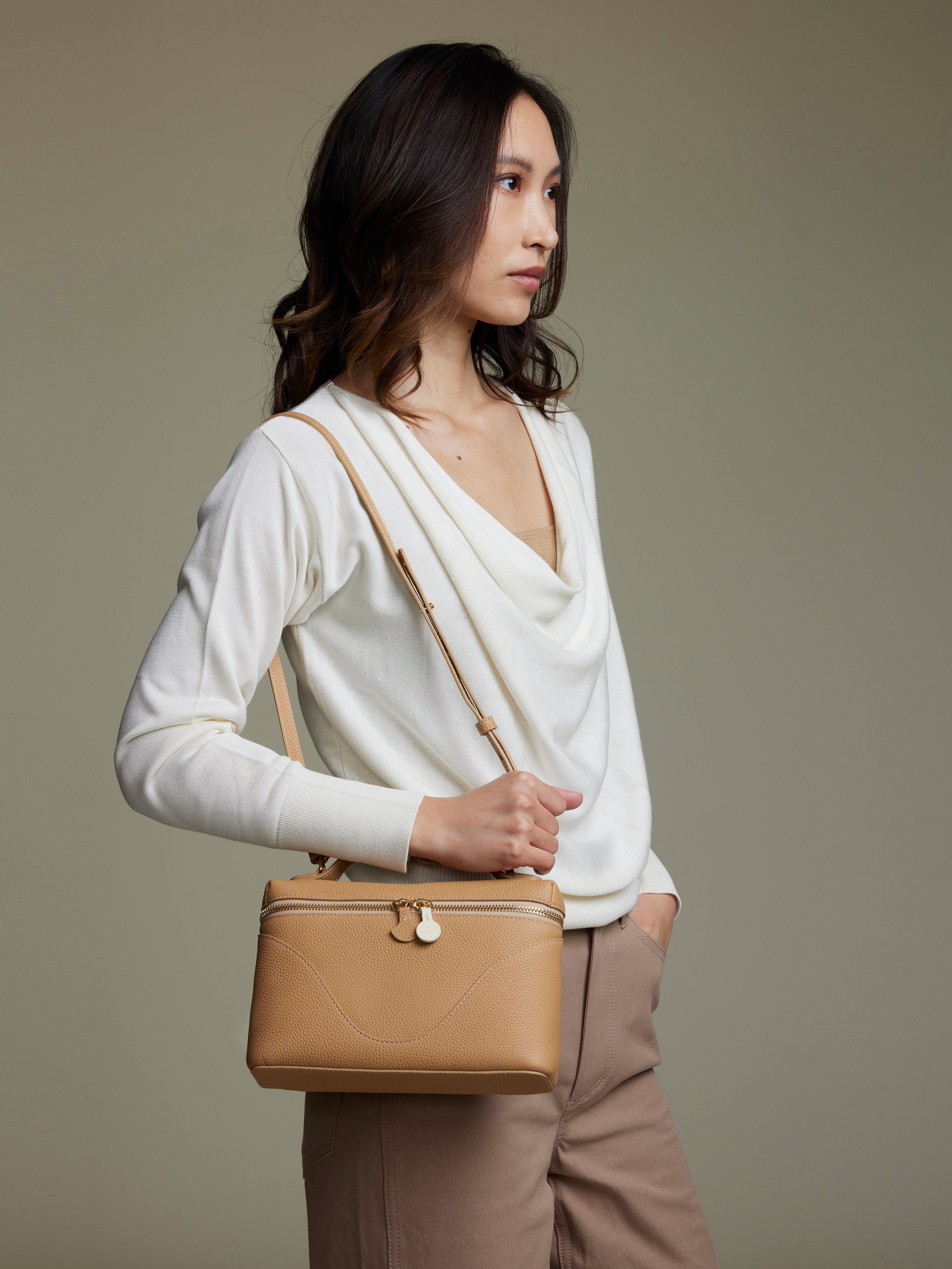 OLEADA Official Mini Anchor Bag Camel